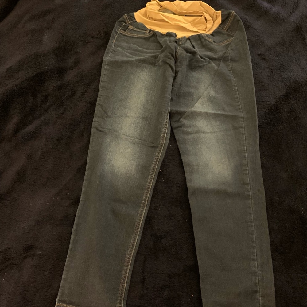 XL maternity stretchy skinny jeans. EUC SFH